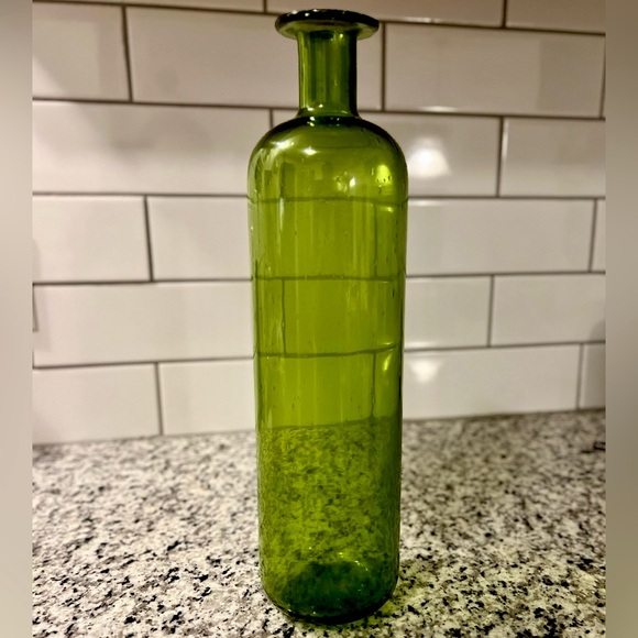 Hand Blown Green Glass Vase 16" Tall 4” Wide Avocado or Olive Green Handmade Art - Picture 2 of 9